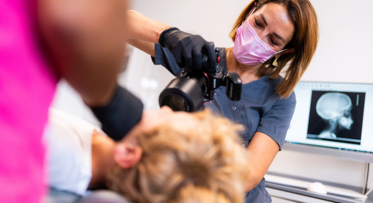 Photographie numérique au Cabinet d'orthodontie du Docteur Py.