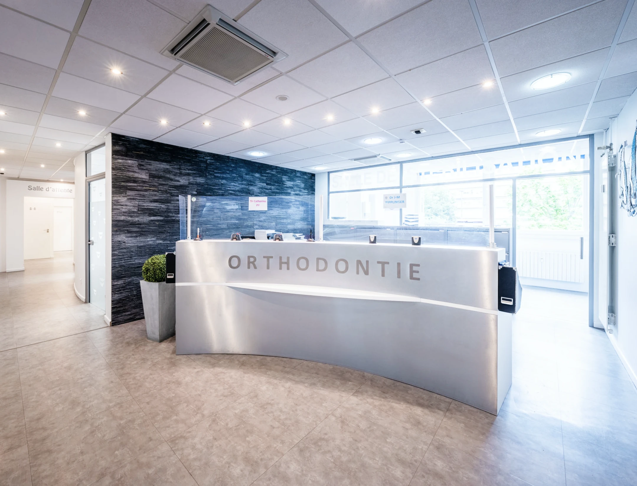 La réception du Cabinet d'orthodontie du Docteur Py